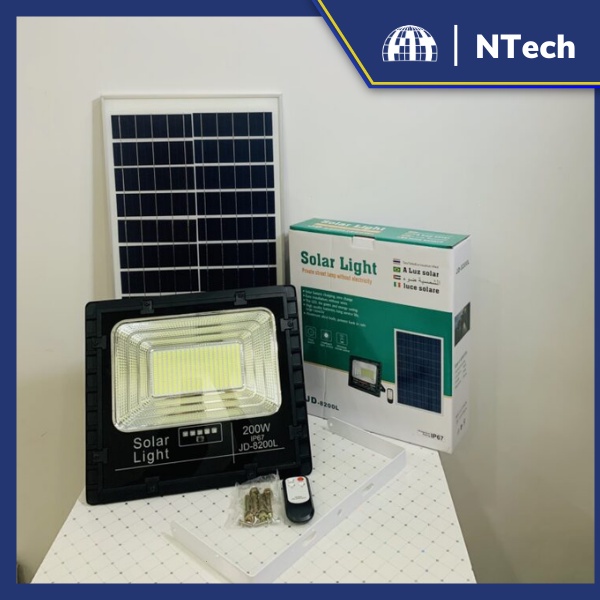 Đèn Năng Lượng Mặt Trời JD-8200L Công Suất 200W - Mẫu Mới 2020, Khung Nhôm, Chip Led "SMD" - BH 02 Năm
