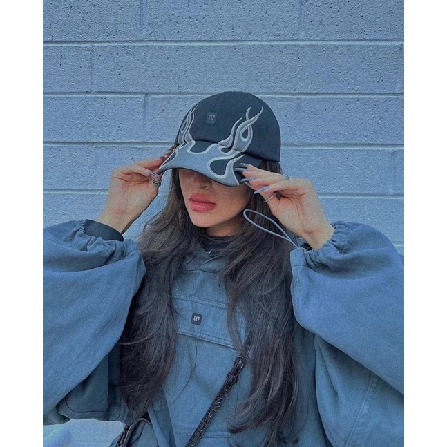 Kayne West Caps - Mũ lưỡi chai hoạ tiết lửa Unisex