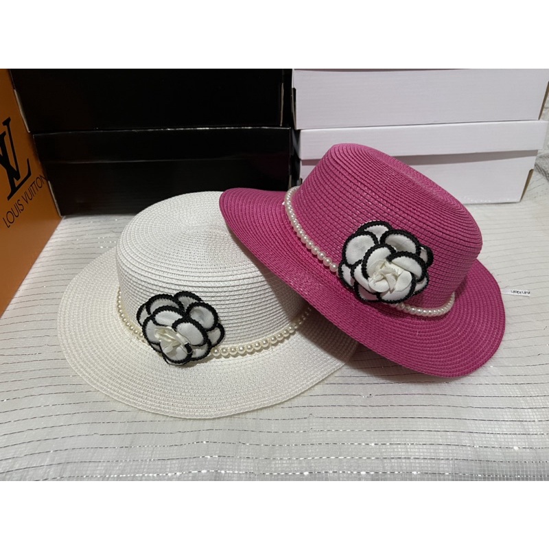 Mũ Cói đi biển vành nhỏ cao cấp đính hoa sang chảnh