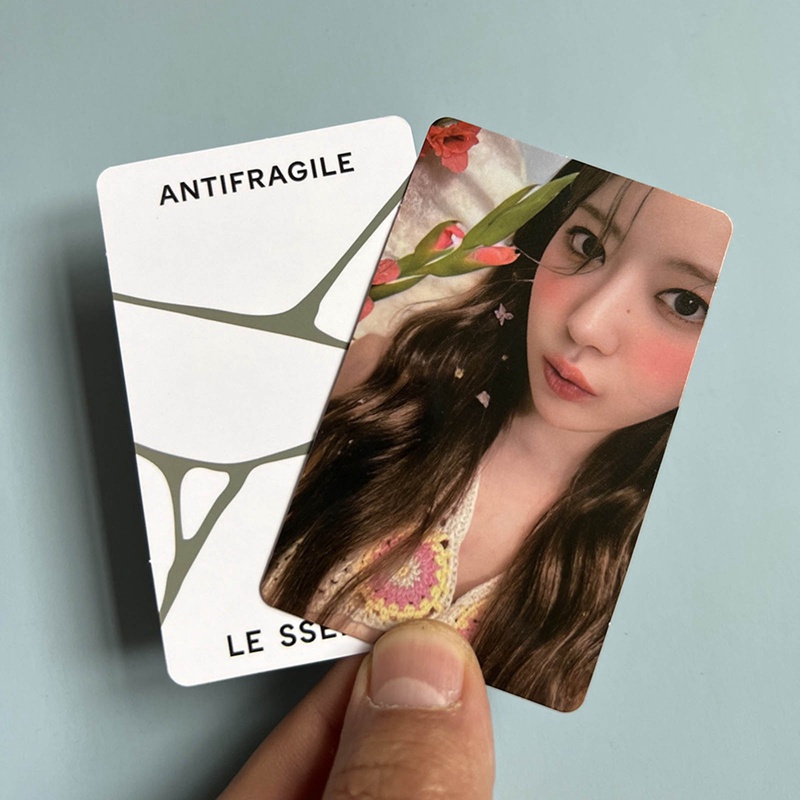 Set 5 Tấm Ảnh Lomo Card LE SSERAFIM ANTIFRAGILE Nhóm Nhạc Kpop