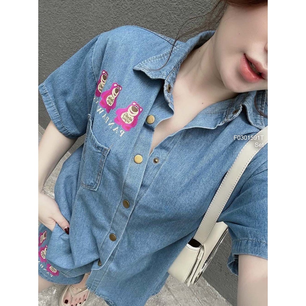 Set bộ jean đùi phối họa tiết in chữ hình gấu áo nút một túi cổ bẻ tay con kèm quần short! (hàng có sẵn)