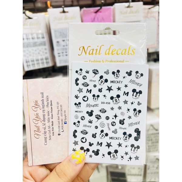 Sticker GẤU MOSCCHINO