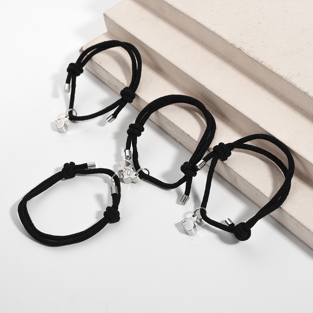 Vòng Đeo Tay Dệt Kim Từ Tính Cỏ Bốn Lá Sáng Tạo Tốt 4 Người