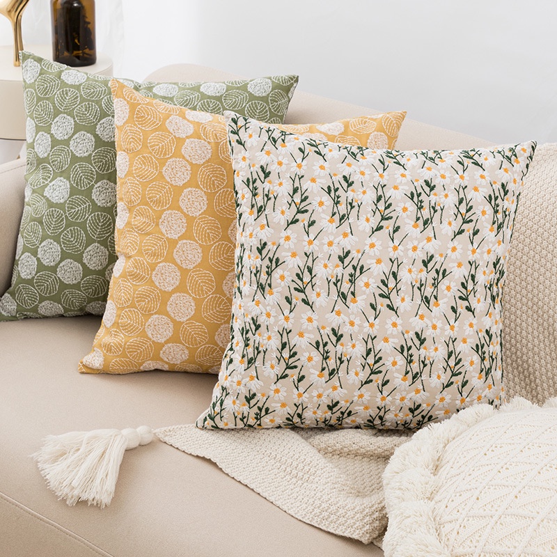 Vỏ gối sofa decor thêu tay hoa lá vintage 45x45cm