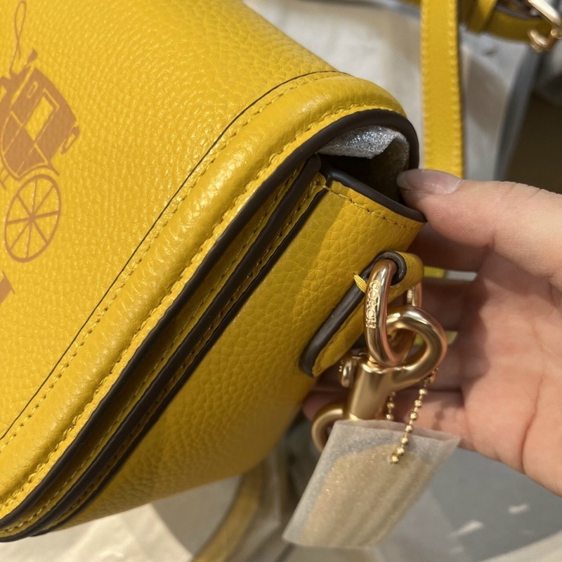 Túi coach nắp gập