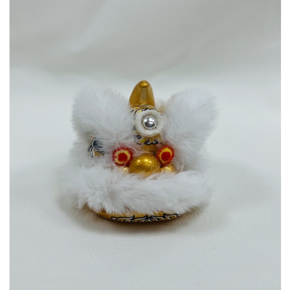 毛毛-香槟白 Móc Khóa Resin Hình Sư Tử Nhảy Múa Thời Trang