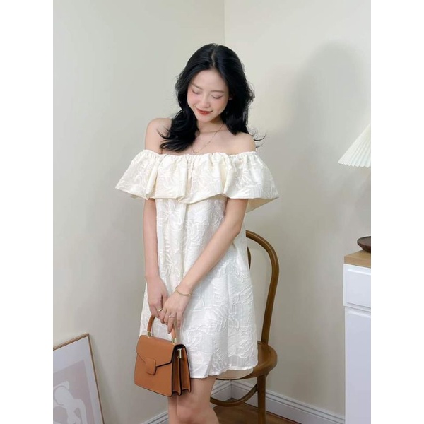 ❤️❤️Váy xuông trễ vai tơ hoa xinhh xĩuuu🌸🌸