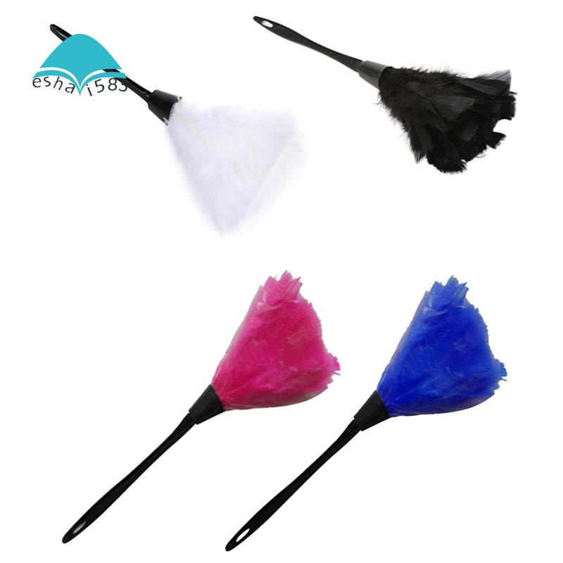 1 Chổi Lông Gà Tây Màu Đen Tay Cầm Nhựa 35cm