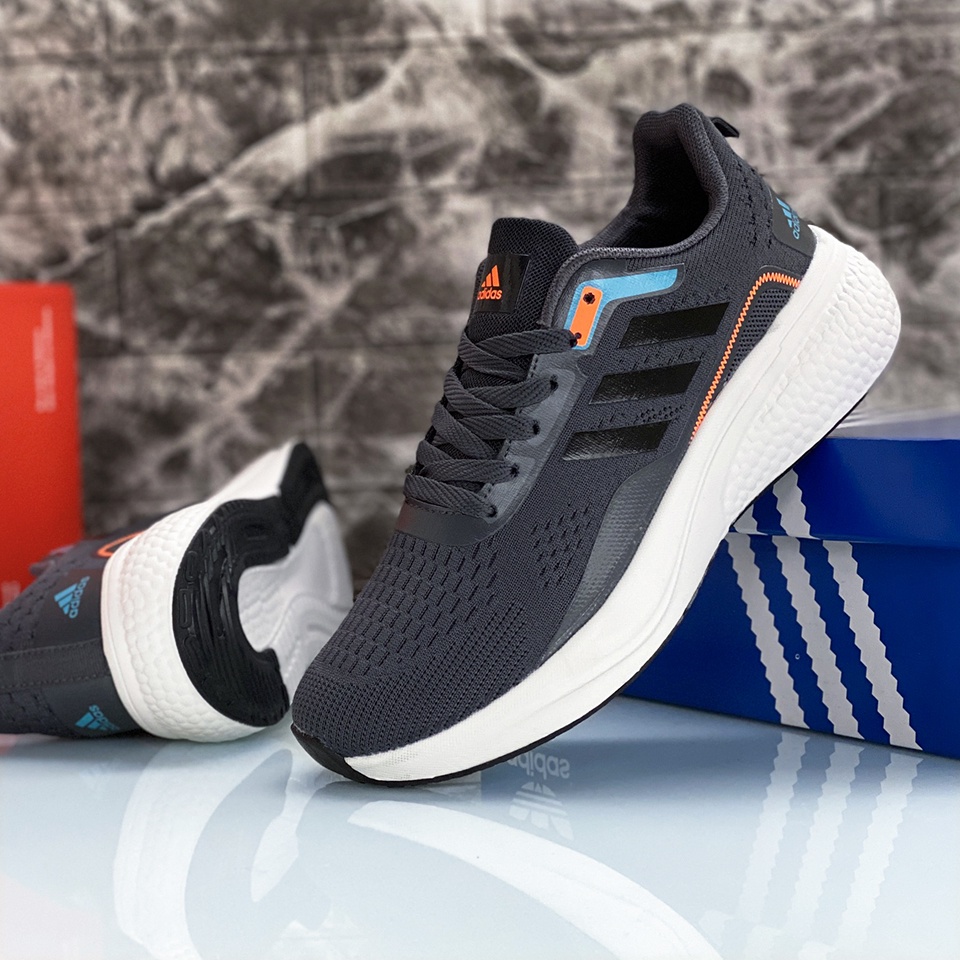 Giày thể thao nam Adidas chất lượng, kiểu dáng đẹp, êm nhẹ