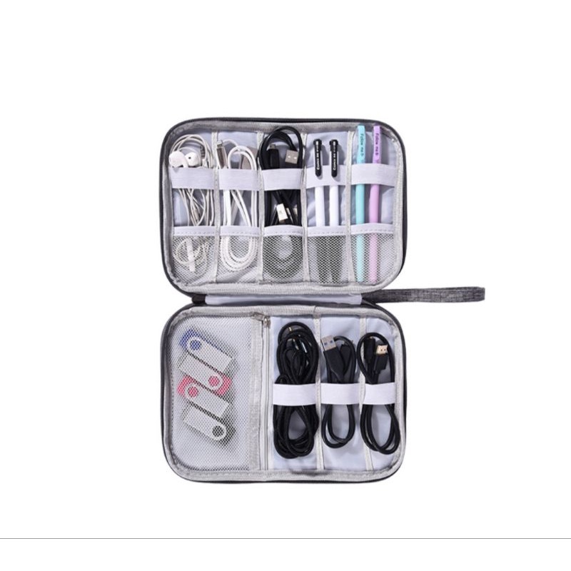 Túi đựng cáp sạc, tai nghe, pin dự phòng, usb... thiết kế nhiều ngăn nhỏ thuận tiện lưu trữ phụ kiện công nghệ