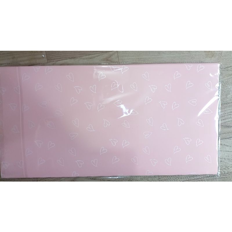 Giấy gói hoa tim rỗng