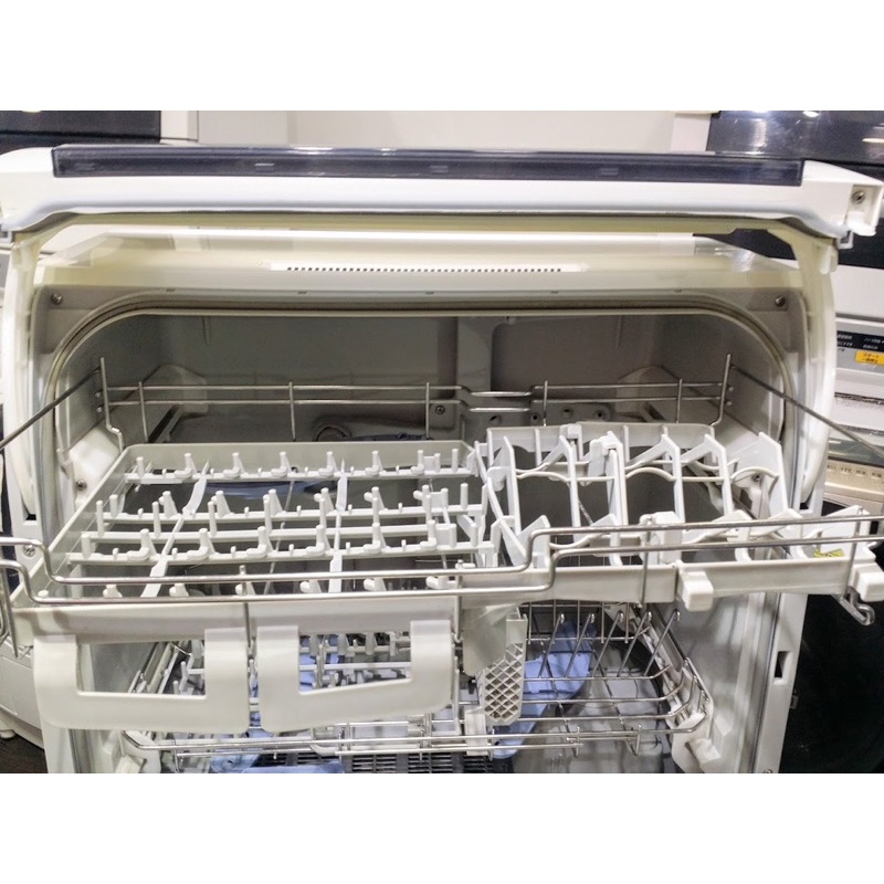Máy rửa bát Panasonic NP-TR5 nội địa nhật