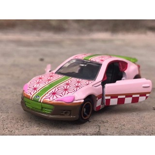 Xe mô hình tomica
