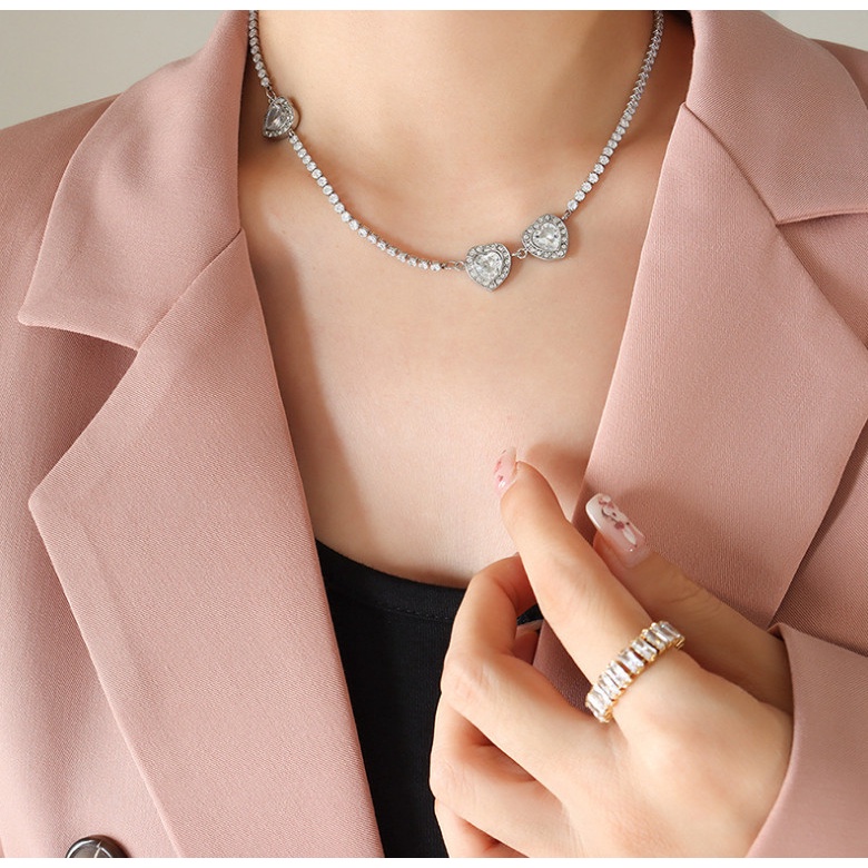 Dây Chuyền Nữ Dự Tiệc Đính Đá Zircon Nhân Tạo Sang Trọng Titan Ko Đen TT4544