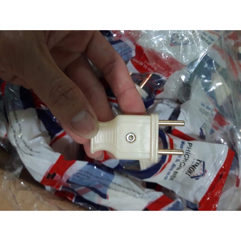 Phích cắm chịu tải 3000w hinoki