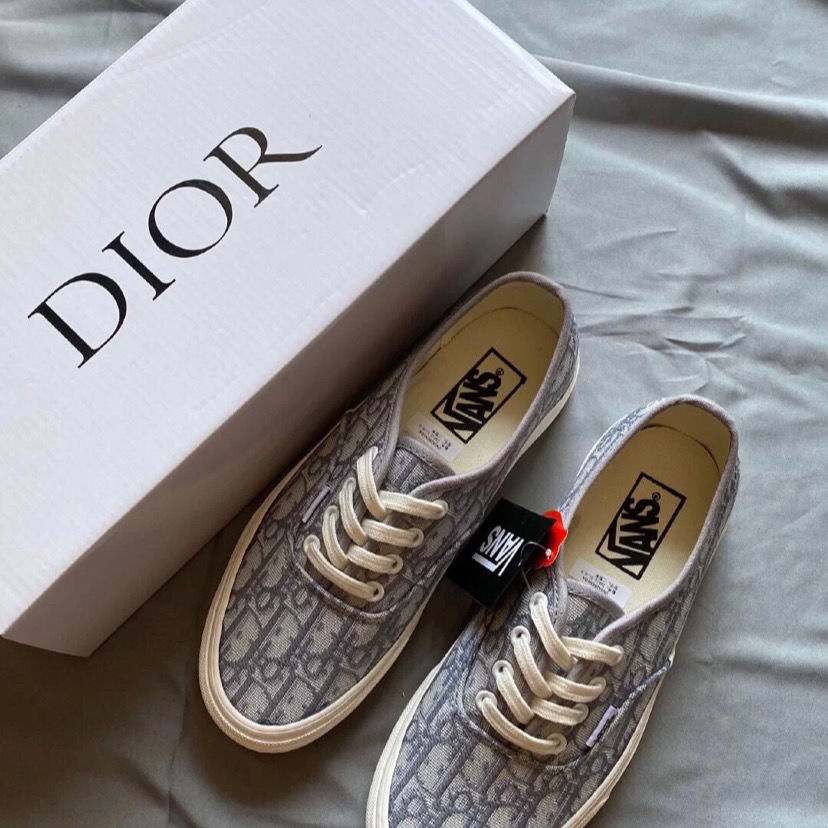 Giày Thể Thao Vans Cổ Thấp Thêu Họa Tiết Thời Trang Cho Nam Nữ size 35-44