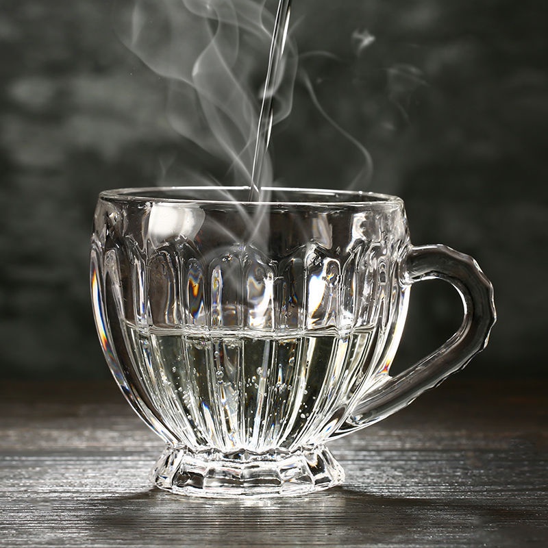 Bộ 6 ly. 6 tách thủy tinh đẹp quay cầm