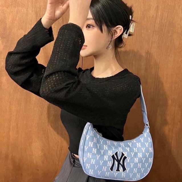 -tqxk- -CHUẨN HÃNG- TÚI ĐEO VAI KẸP NÁCH MLB MONOGRAM HOBO FULL TAG tqxk TQXK