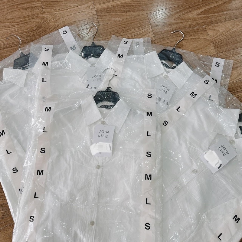 ÁO SƠ MI CÚC HÌNH HOA