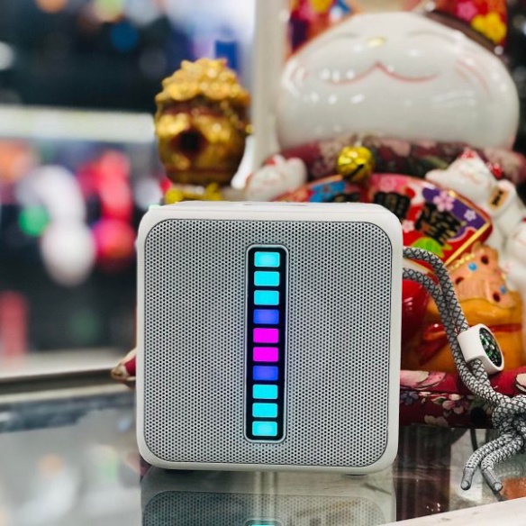 LOA BLUETOOTH TAISIHO TO-A8( siêu Bass âm thanh HIFI to rõ hay Bass siêu rung)