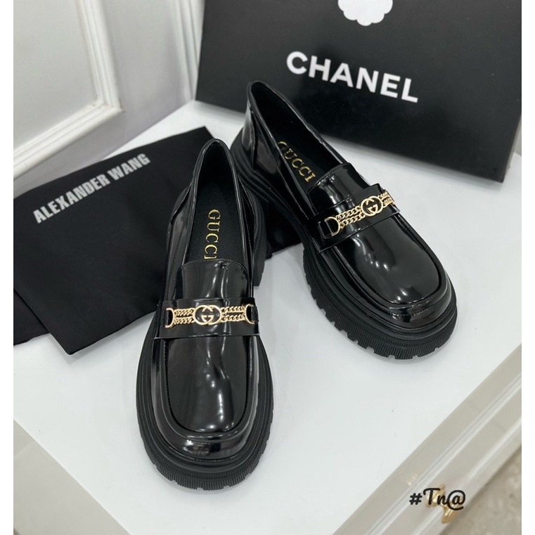 😻😻😻 Moca gucci mẫu new 2023 về hàng chất da bóng tag xích siêu chấtttt Size 35/39 M54 Fullbox túi giấy bill