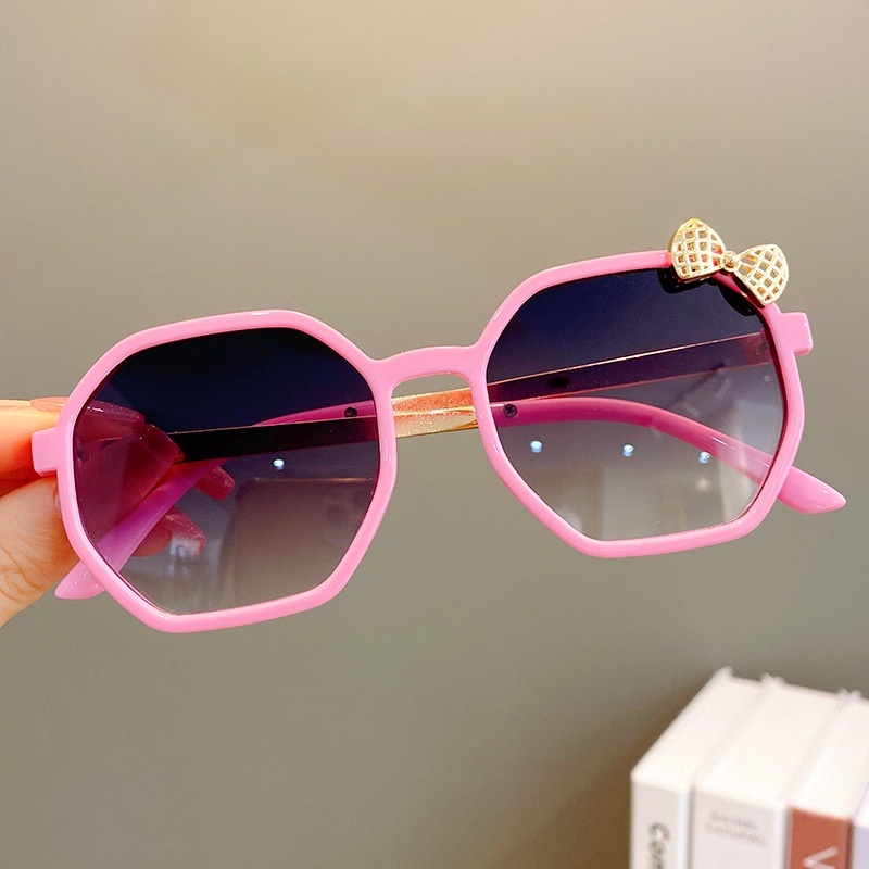 Kính râm trẻ em chống nắng chống bụi cho bé thiết kế thêm chi tiết nơ xinh xắn dễ thương