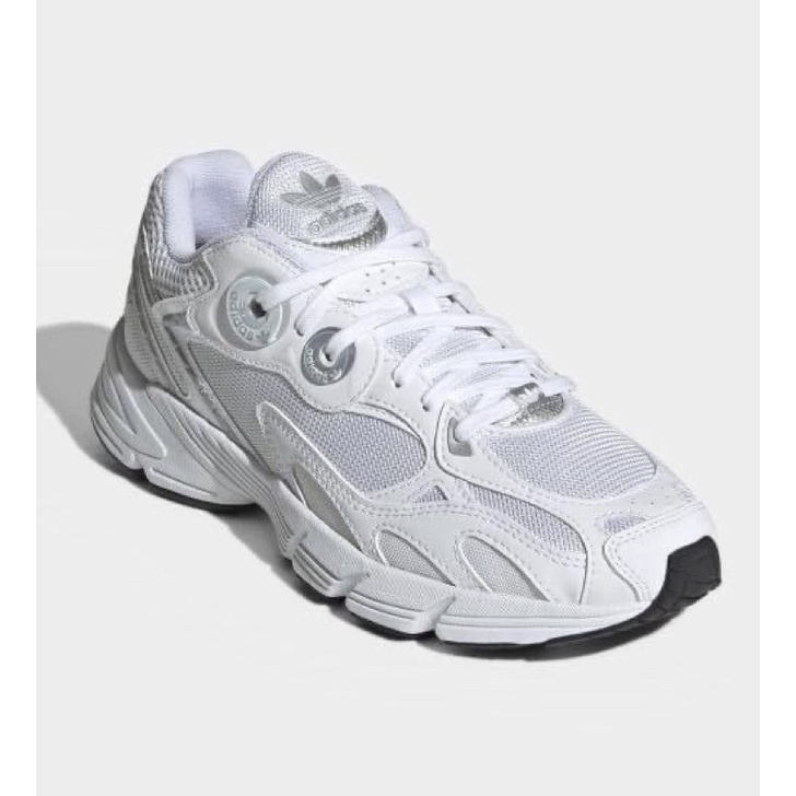 Giày thể thao Adidas Astir chính hãng