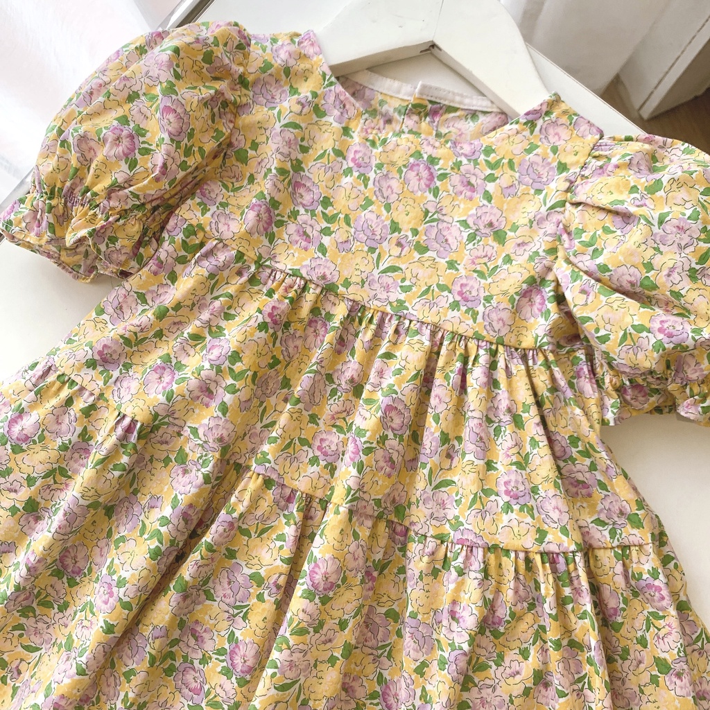 Váy vintage 2 tùng hoa nhí vàng