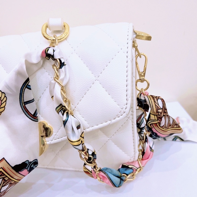 Túi đeo chéo khóa hình chuột dễ thương kèm nơ phối xích dây da phong cách Korea dễ thương thanh lịch