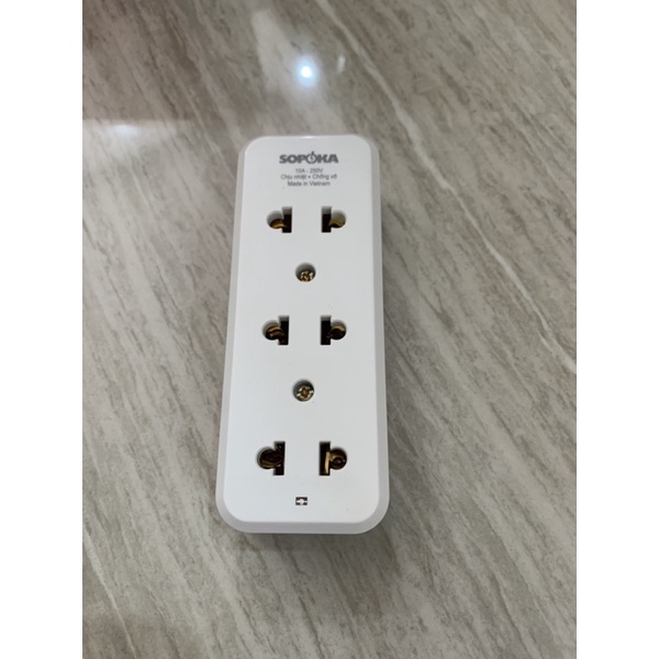 Ổ TỰ ĐẤU DÂY 3 CỬA SOPOKA - CHỊU TẢI 2200W