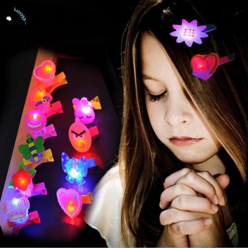 miumiuaKẹp tóc phát sáng trong bóng tối.Họa tiết hoạt hình xinh đẹp cho bé
