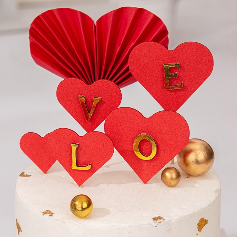 [❤️VALENTINE❤️]trang trí bánh kem sinh nhật [FREESHIP❤️] Set tim xốp gắn chữ LOVE vàng nhựa