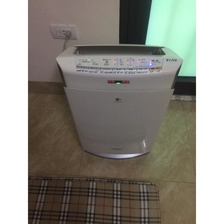 Máy lọc không khí panasonic VXG70
