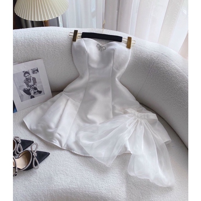 Váy cúp kèm tag đá