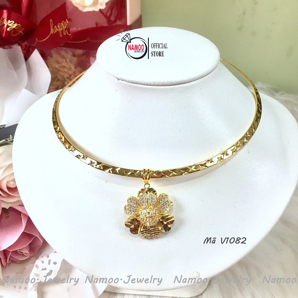 Dây CHuyền Mặt Hoa Đính Đá Tinh Xảo V1082 Namoo Jerwelry