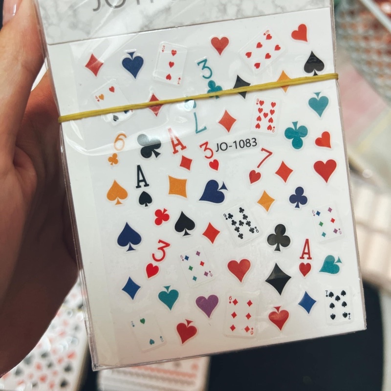 Sticker thường  dán móng tay