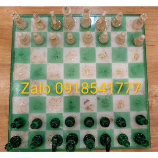 Bộ cờ vua resin trong như pha lê, nhiều màu, nhũ vàng, màu ngọc trai