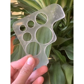 Thước nhựa bo góc tròn