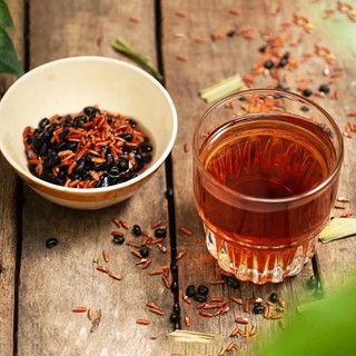 .Trà gạo lứt đậu đen rang tay - Hỗ trợ giảm cân.
