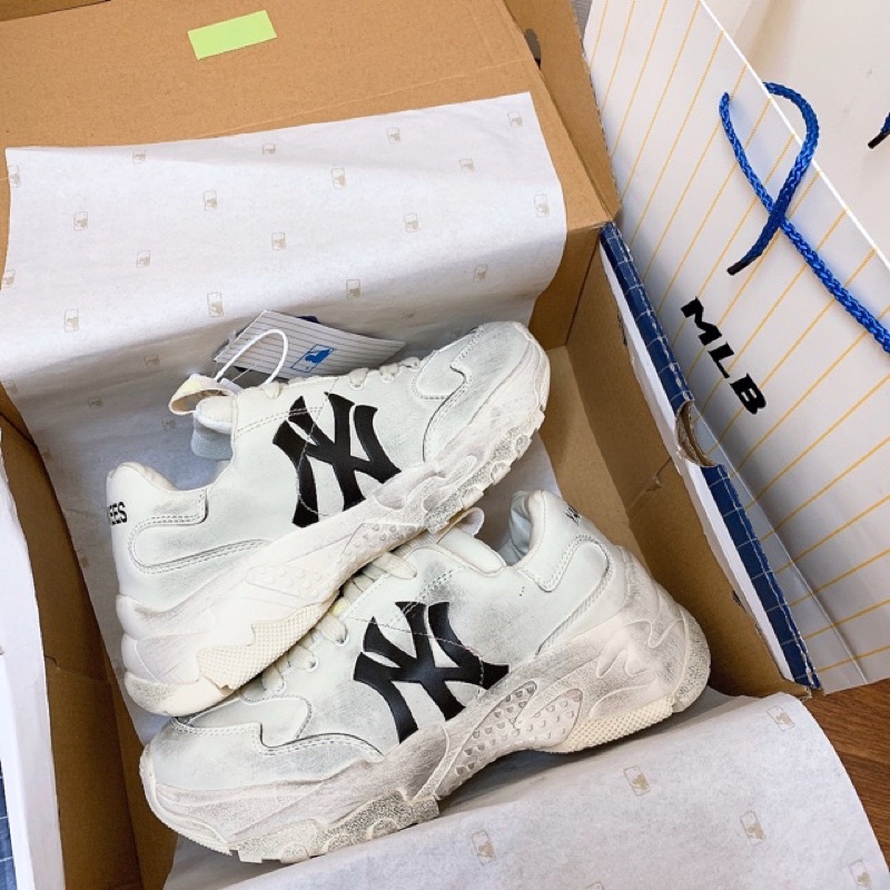 Giày thể thao ny nam nữ cao cấp (free ship)