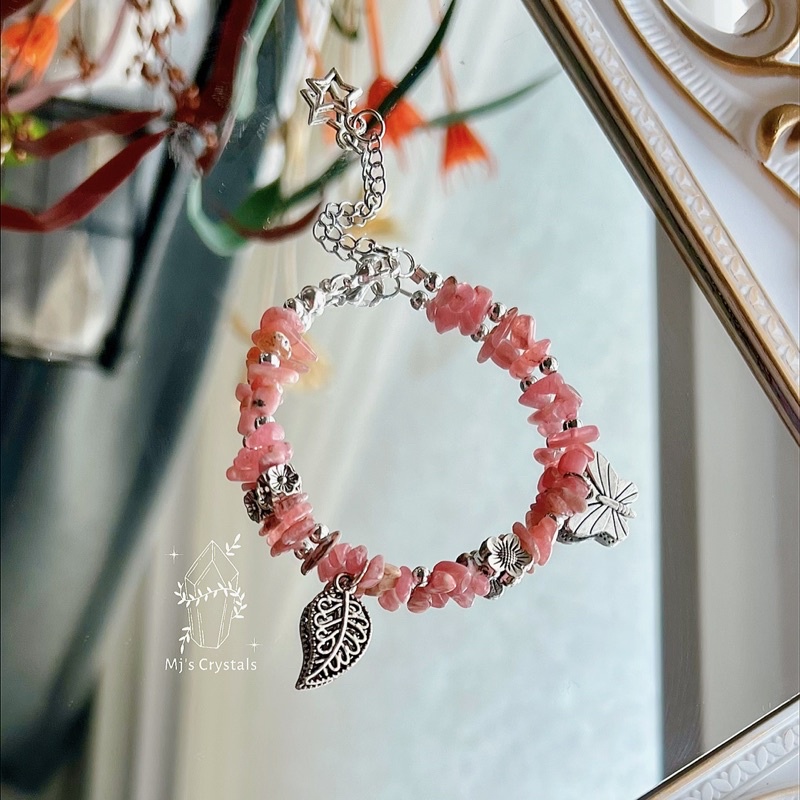 Vòng tay handmade Rhodochrosite mix charm xinh đẹp