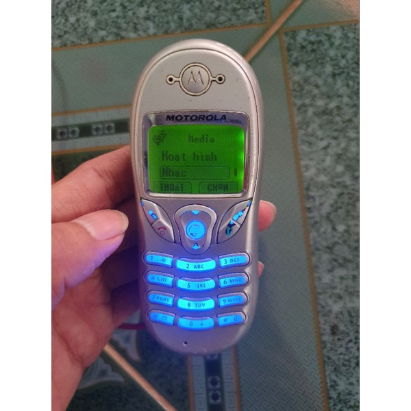 Điện thoại Motorola C300 cổ độc lạ màn hình nháy đèn màu