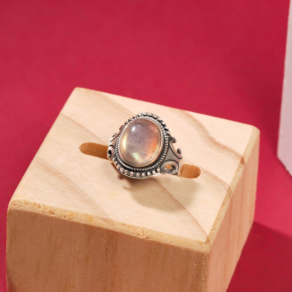 Nhẫn Nữ Hoạ Tiết Cổ Điển Khảm Đá Labradorite Thiên Nhiên