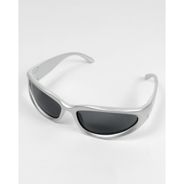 Kính mát có sẵn MOREGLASSES phong cách thời trang nam nữ Y2K Punk 2023 tròng kính chống UV 400 ảnh thật