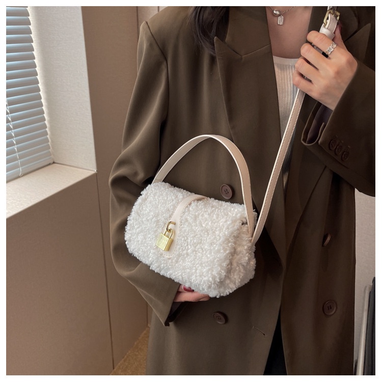 Túi Xách JASMIN NOIR Đeo Chéo Có Khóa Lông Thời Trang Mùa Đông 2022 Mới Cho Nữ