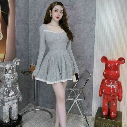 Đầm phôm xoè phối ren tay dài xinh xắn