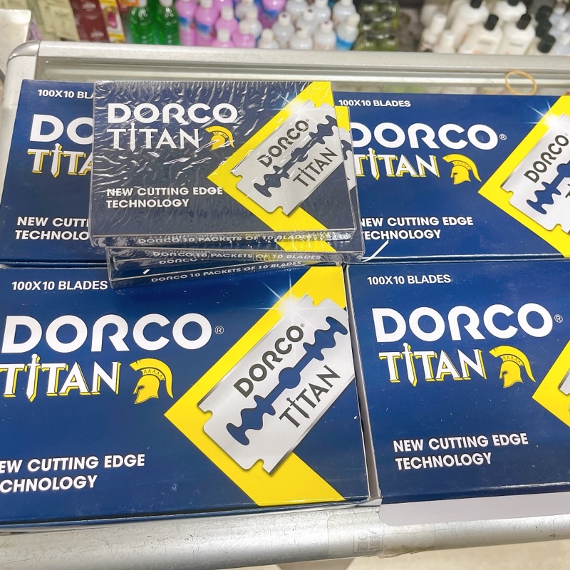 Dao lam Dorco Titan Hộp 100 lưỡi