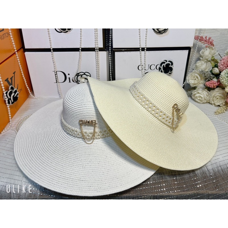 Mũ Cói thời trang đi biển Vành Rộng sang chảnh