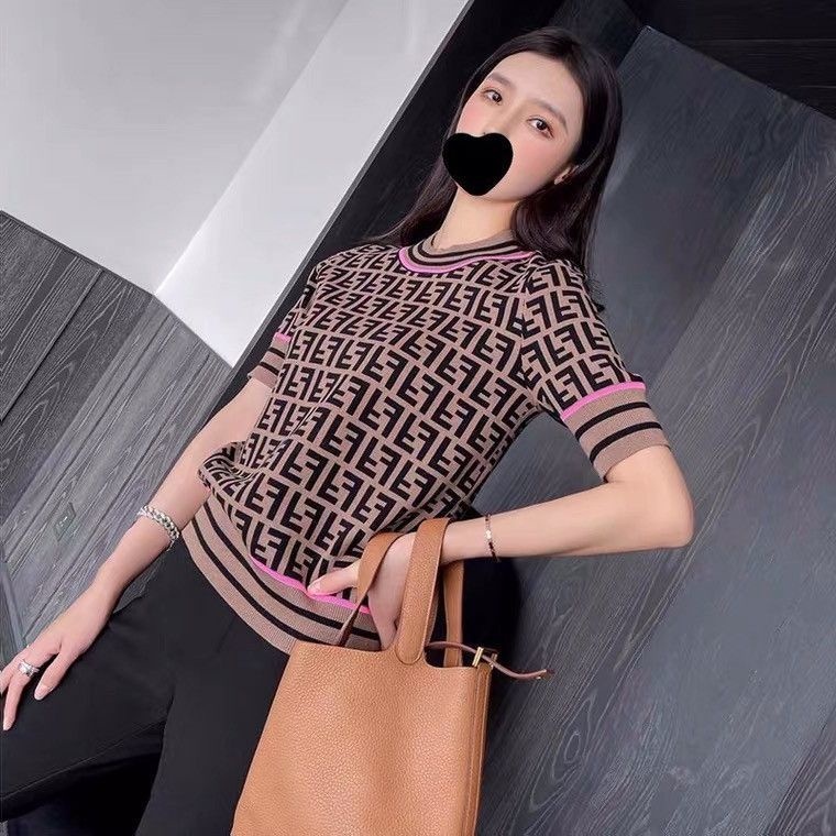 Hàng Có Sẵn! Áo Thun Tay Ngắn Thiết Kế Mới Thoải Mái Thời Trang Dành Cho Nữ