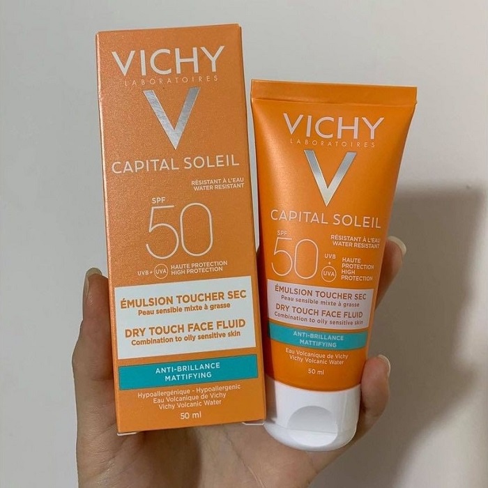 Kem chống nắng vichy cho da dầu không nhờn rít SPF 50 UVB + UVA Vichy Capital Soleil Dry Touch Face Fluid 50ml.
